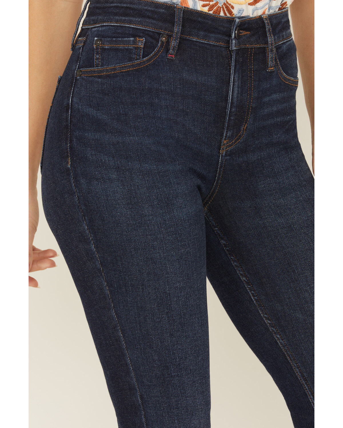 Image #2 - Idyllwind Women's Texas Hold 'Em Jeans in Our Legend High Rise Bootcut Extreme Stretch Denim, Dark Wash, hi-res