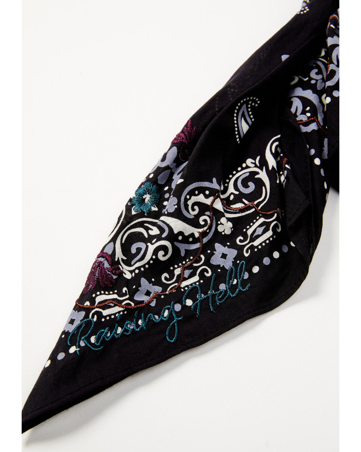 Product Name:  Idyllwind Women's Foxglove Bandana Necklace