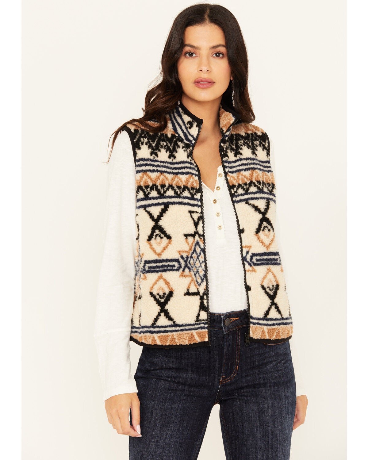 Idyllwind Women's Kipling Southwestern Print Sherpa Vest, Sand, hi-res