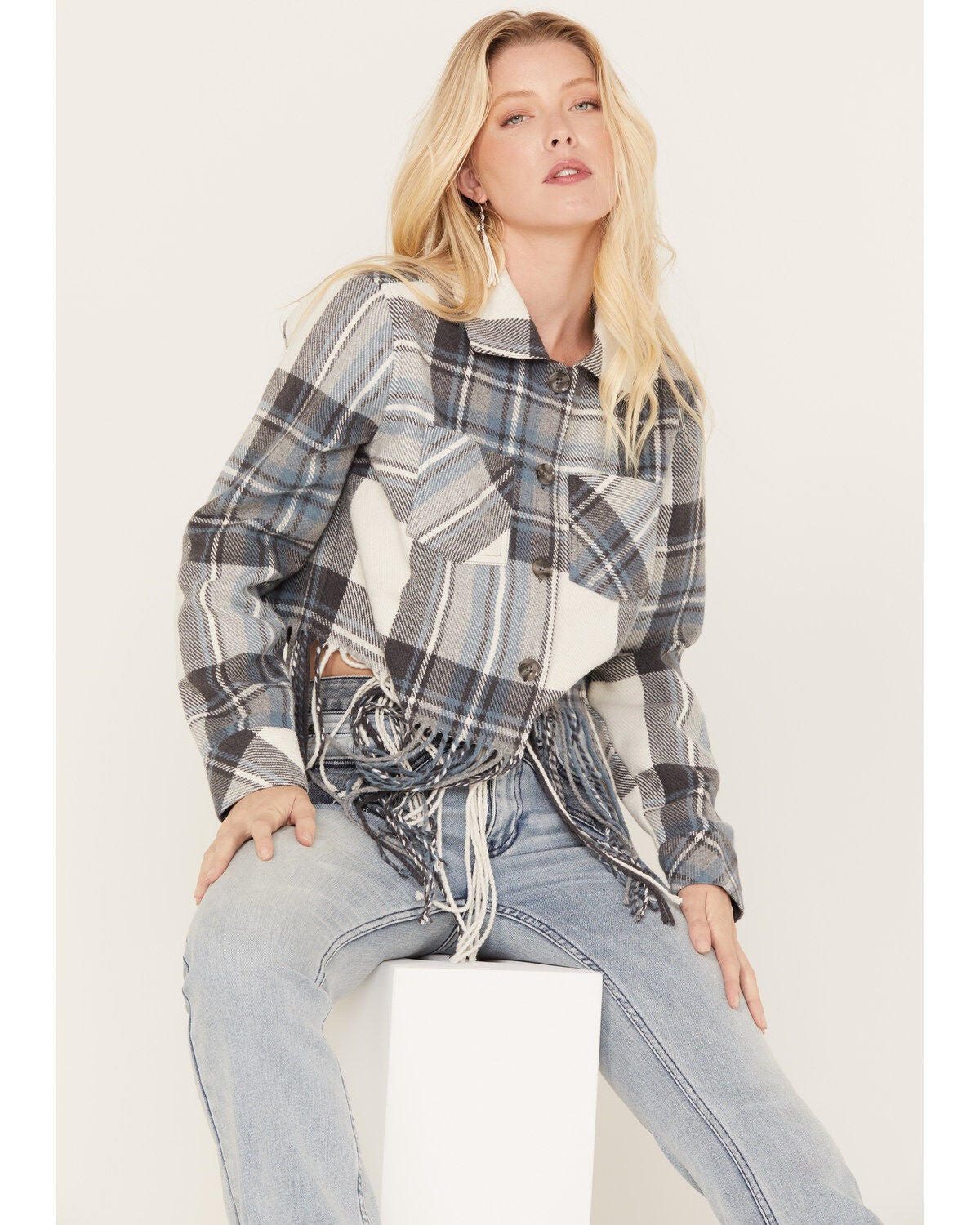Idyllwind Women's Walker Cropped Fringe Jacket, Navy, hi-res