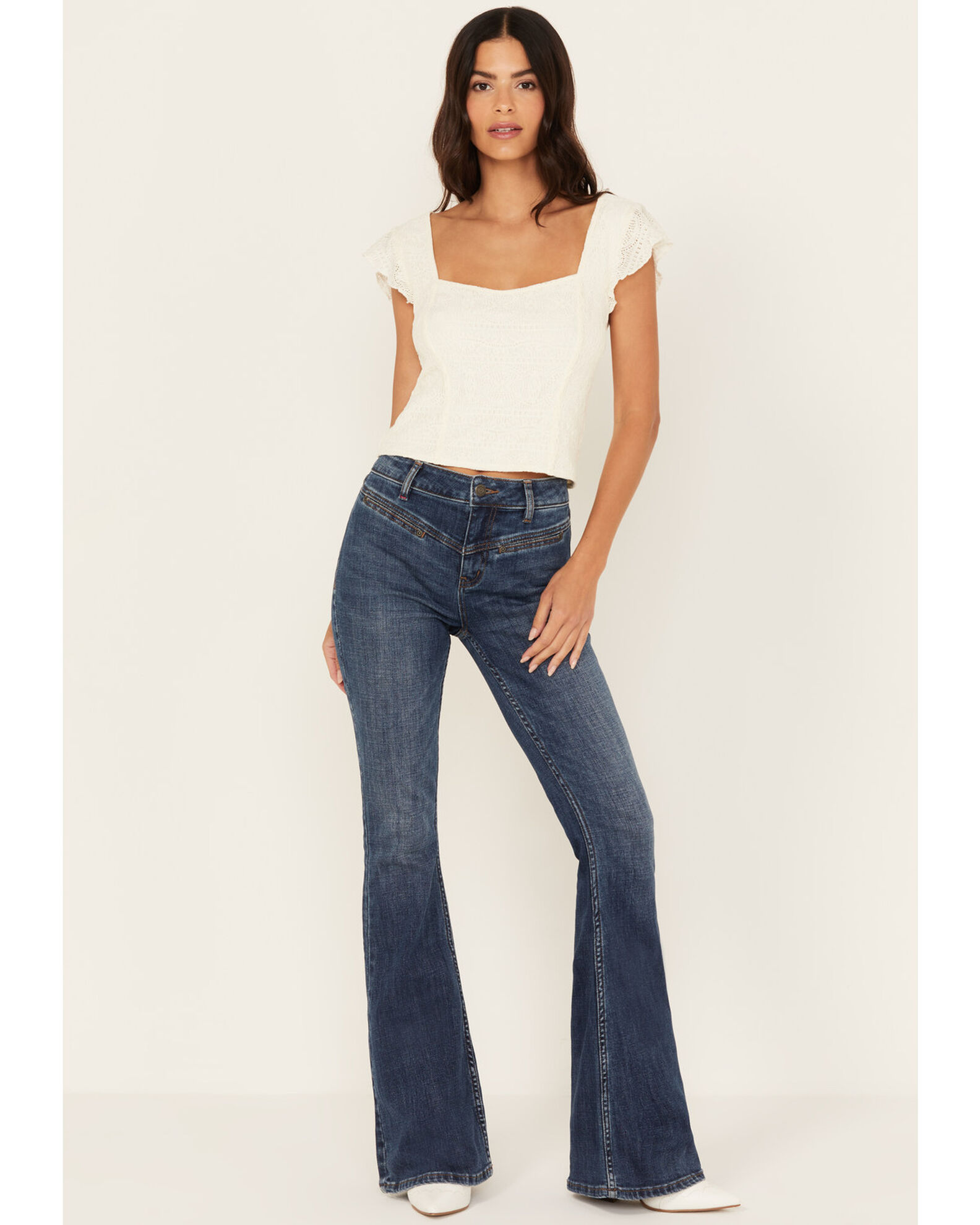 Idyllwind Women s Carvell Medium Wash Gypsy High Rise Stretch
