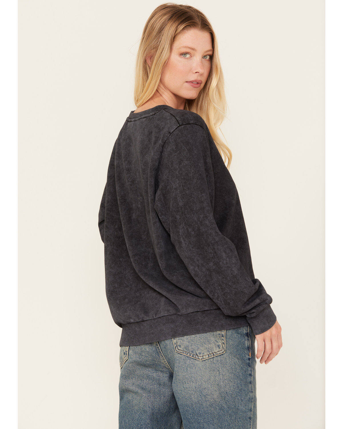 Image #4 - Coors Women's Banquet Logo Graphic Crewneck Sweatshirt, Black, hi-res