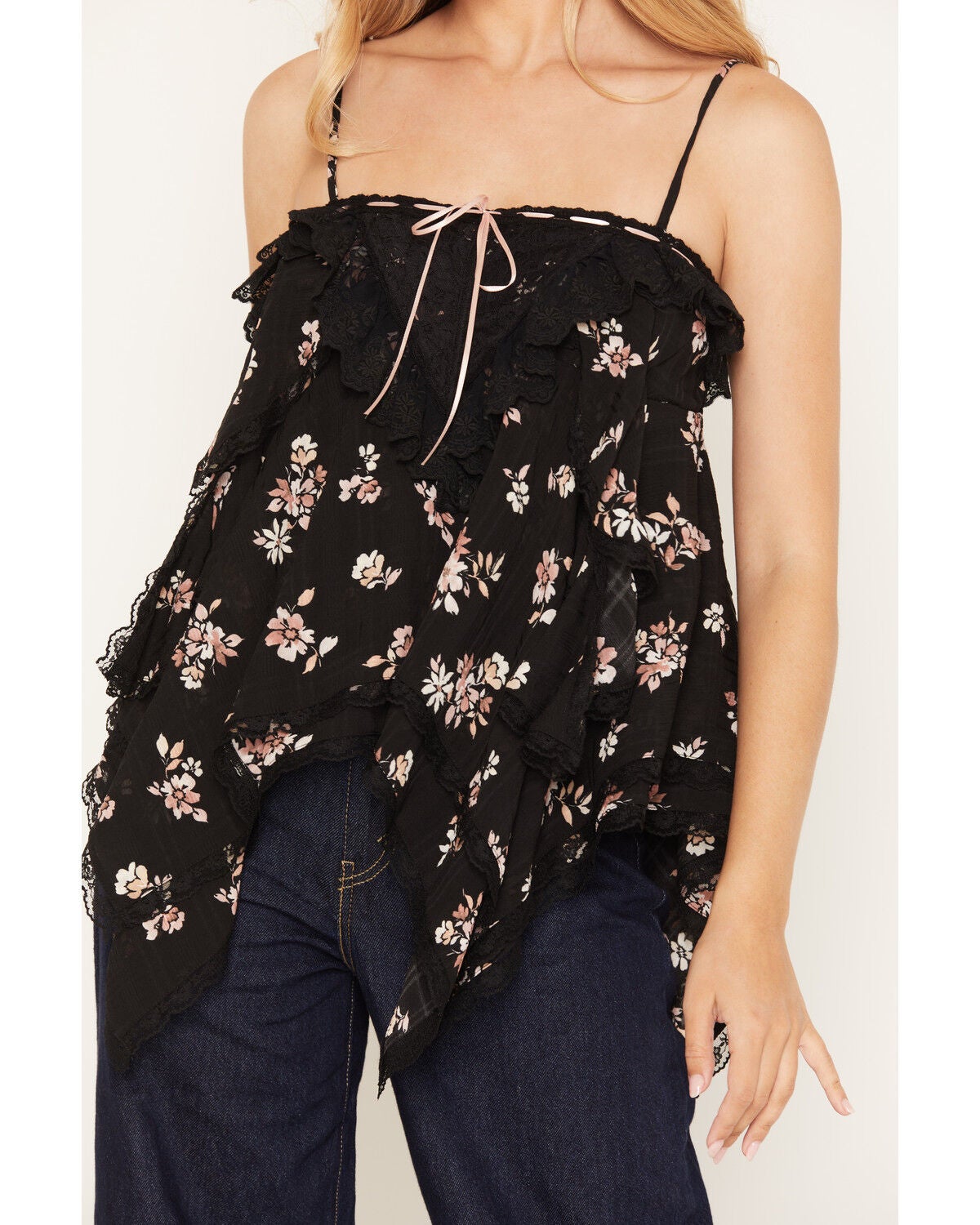 Image #3 - Wild Moss Women's Floral Print Sleeveless Hanky Hem Cami, Black, hi-res