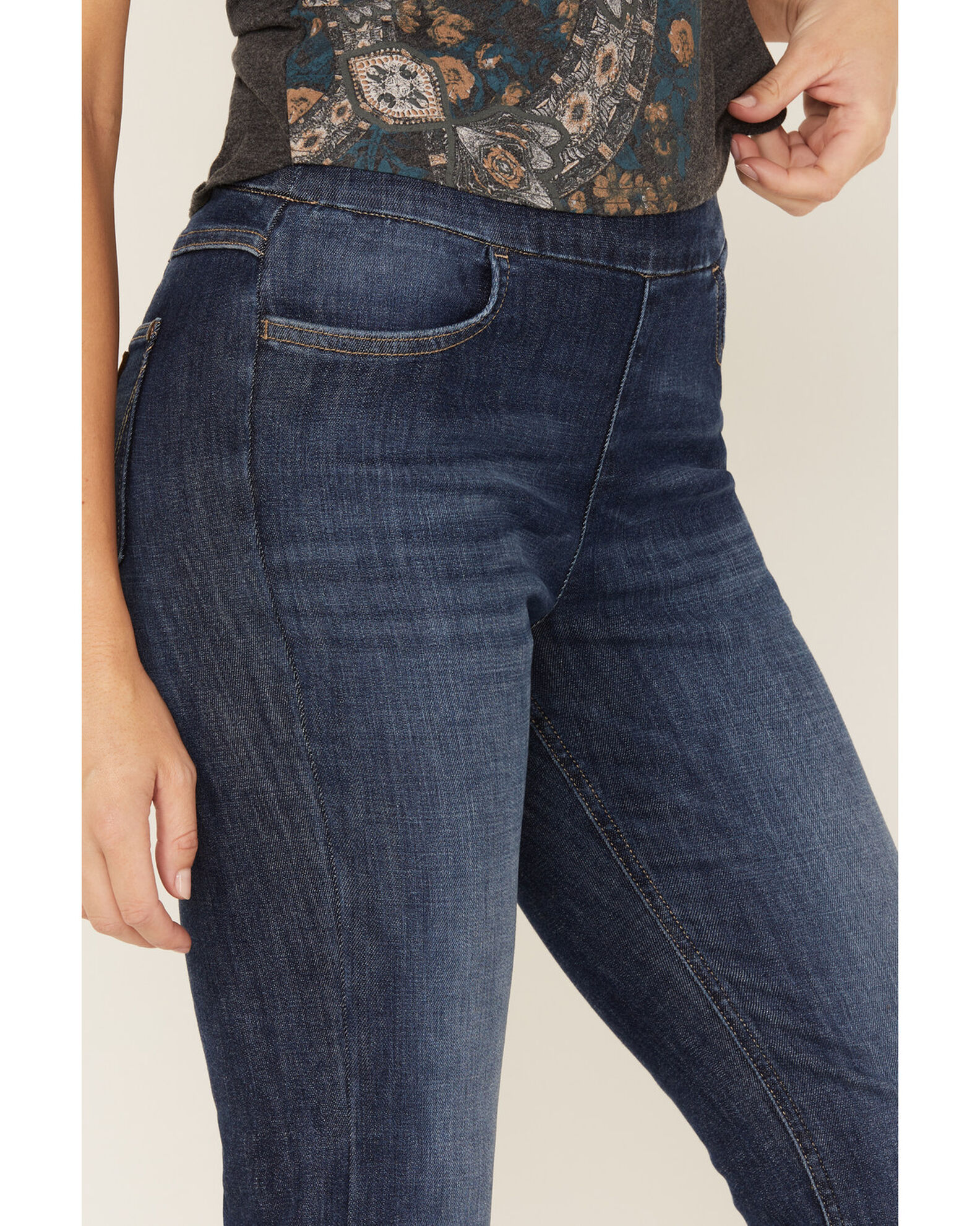Wrangler Retro Women s Medium Wash High Rise Pull On Norah Bootcut Jeans Boot Barn