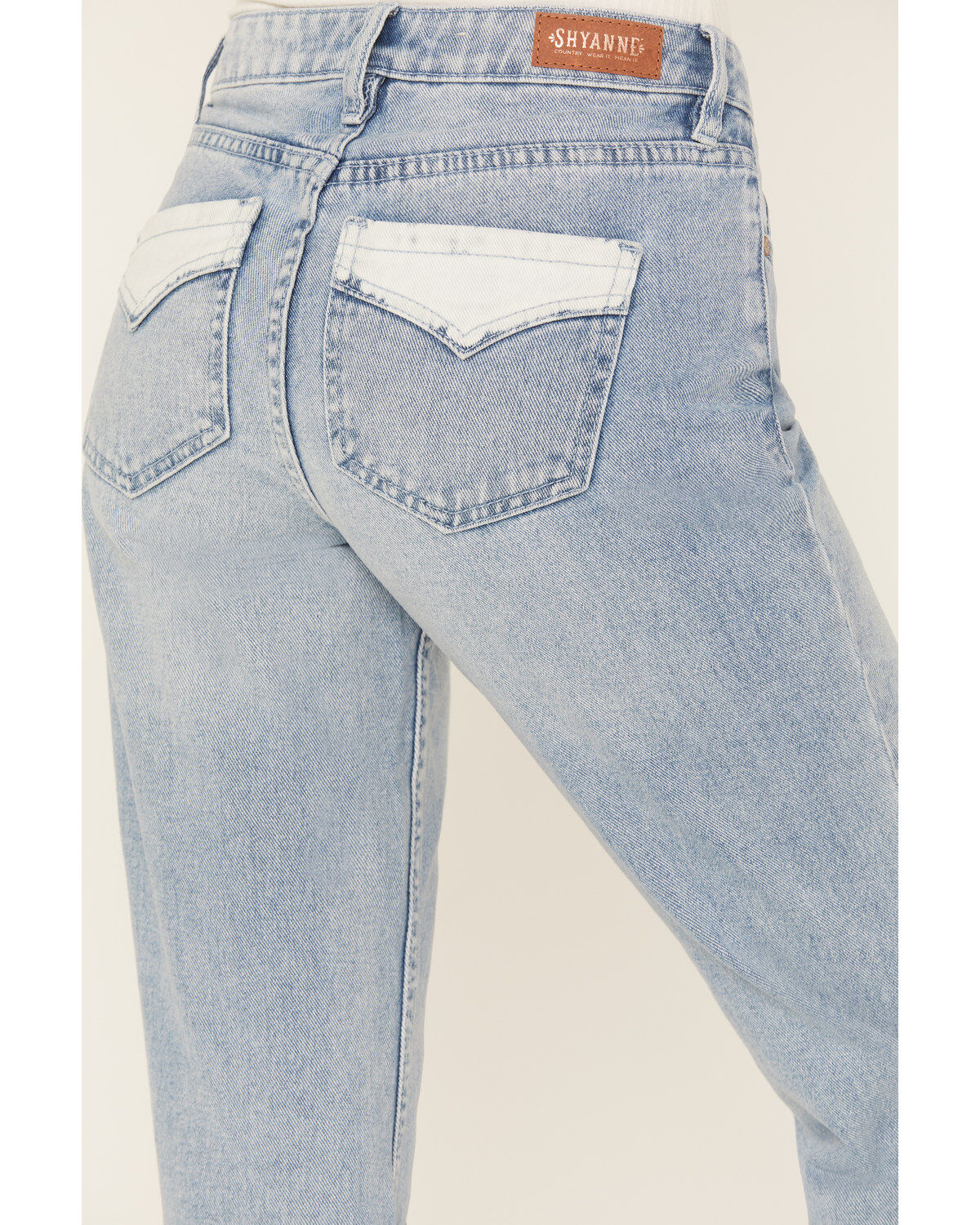 Image #4 - Shyanne Women's Wild Indigo Light Wash Mid Rise Bootcut Jeans, Light Wash, hi-res