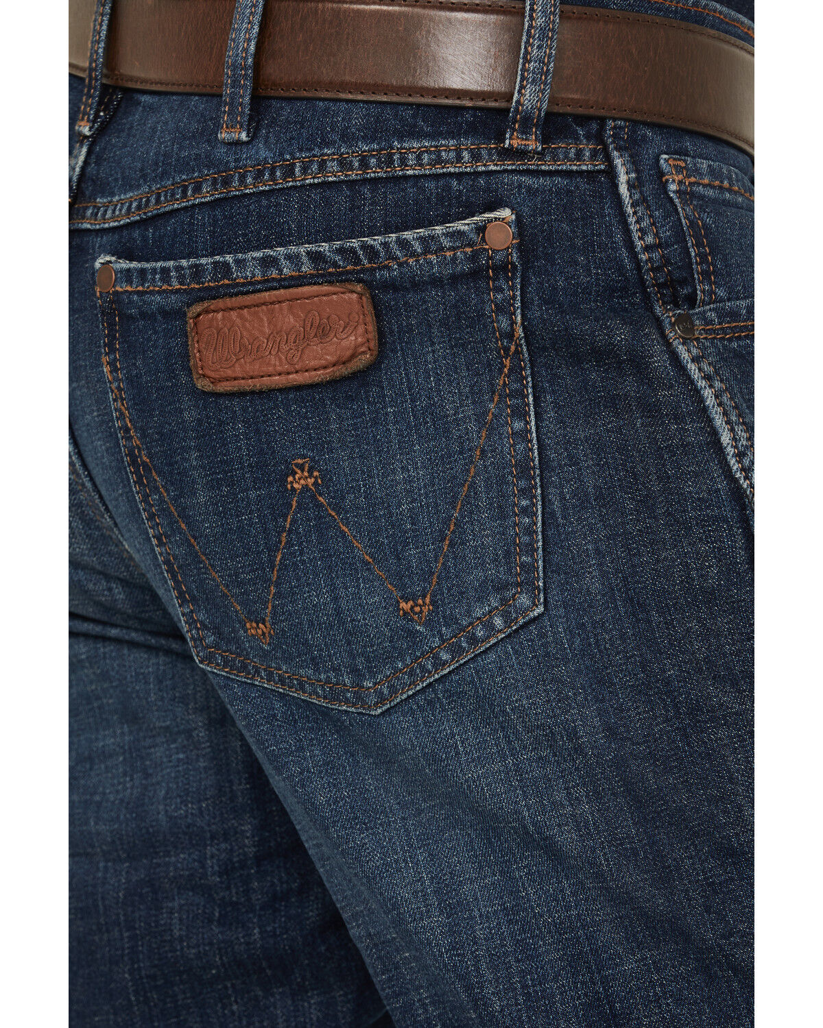Image #9 - Wrangler Men's Retro Relaxed Fit Mid Rise Boot Cut Jeans, Indigo, hi-res