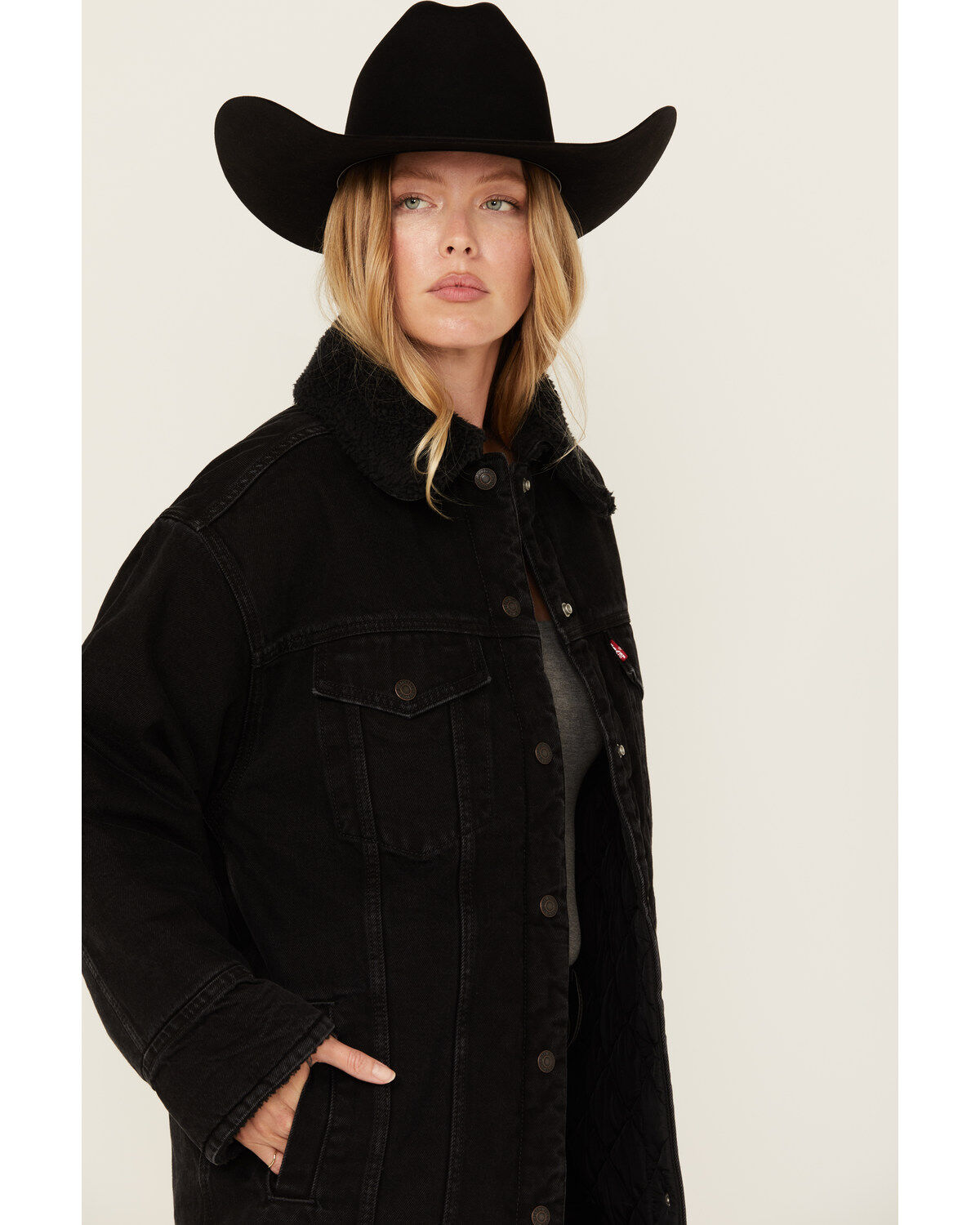 Image #2 - Levi's Women's Longline Padded Trucker Jacket, Black, hi-res