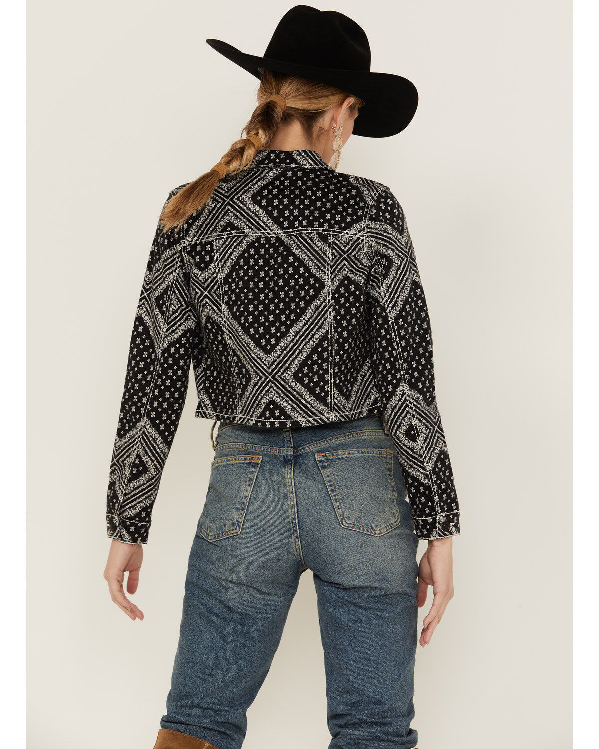 Image #4 - Shyanne Women's Bandana Print Relaxed Cropped Jacket, , hi-res