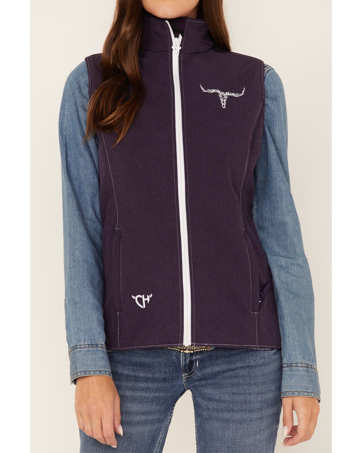 Image #3 - Cowgirl Hardware Women's Filigree Embroidered Emblem Softshell Vest, , hi-res
