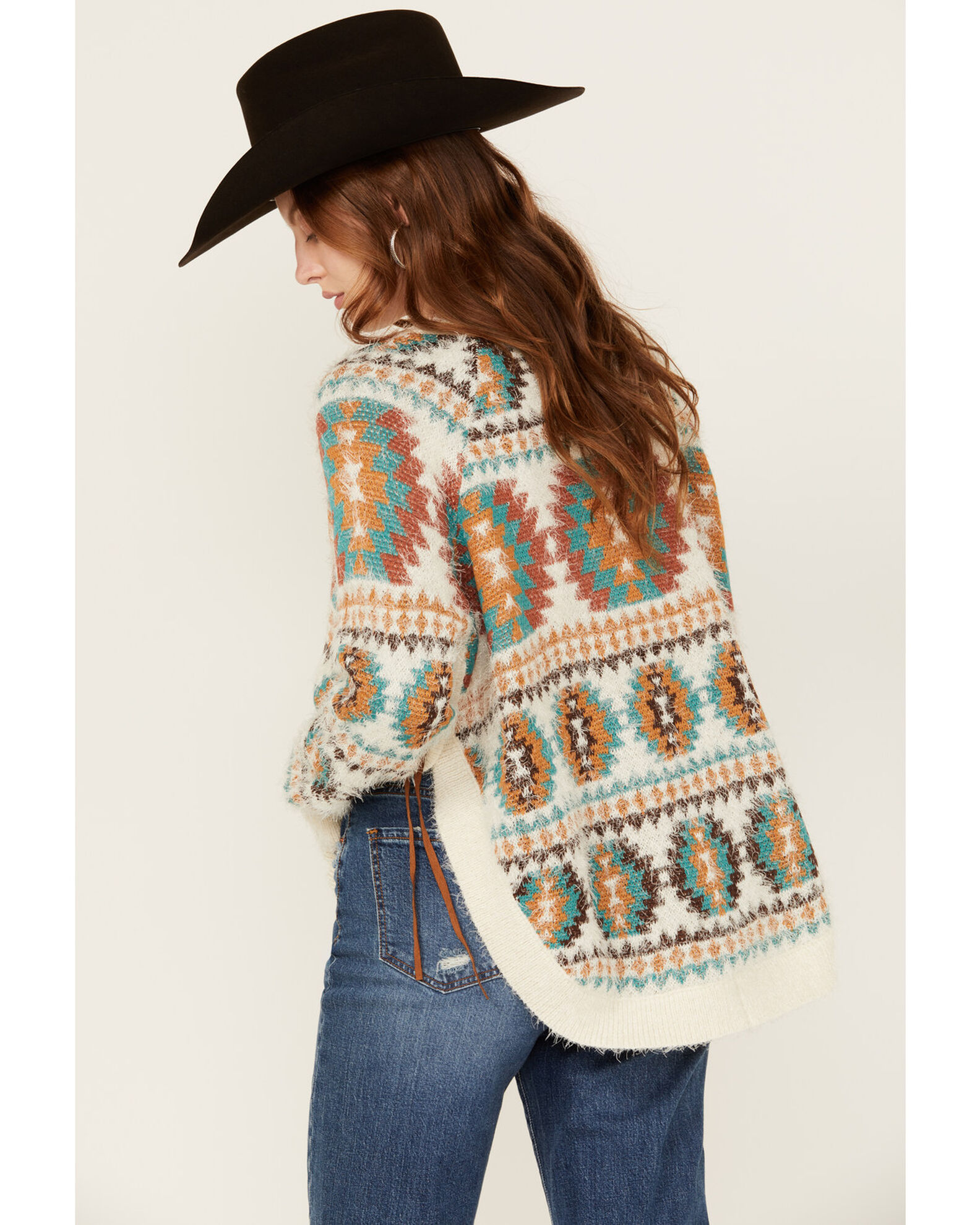 Cotton & Rye Women's Southwestern Print Eyelash Round Bottom Sweater