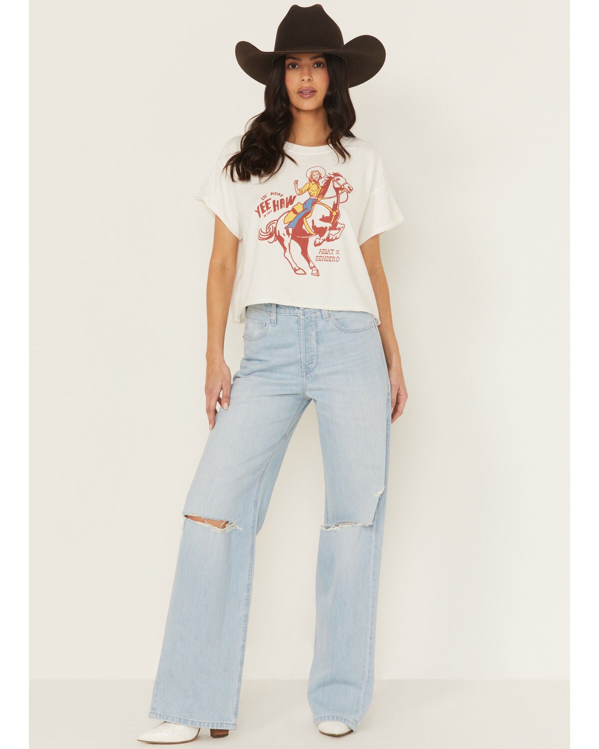 Ariat Women's Tomboy Light Wash Ultra High Rise Straight Denim Jeans, Light Wash, hi-res