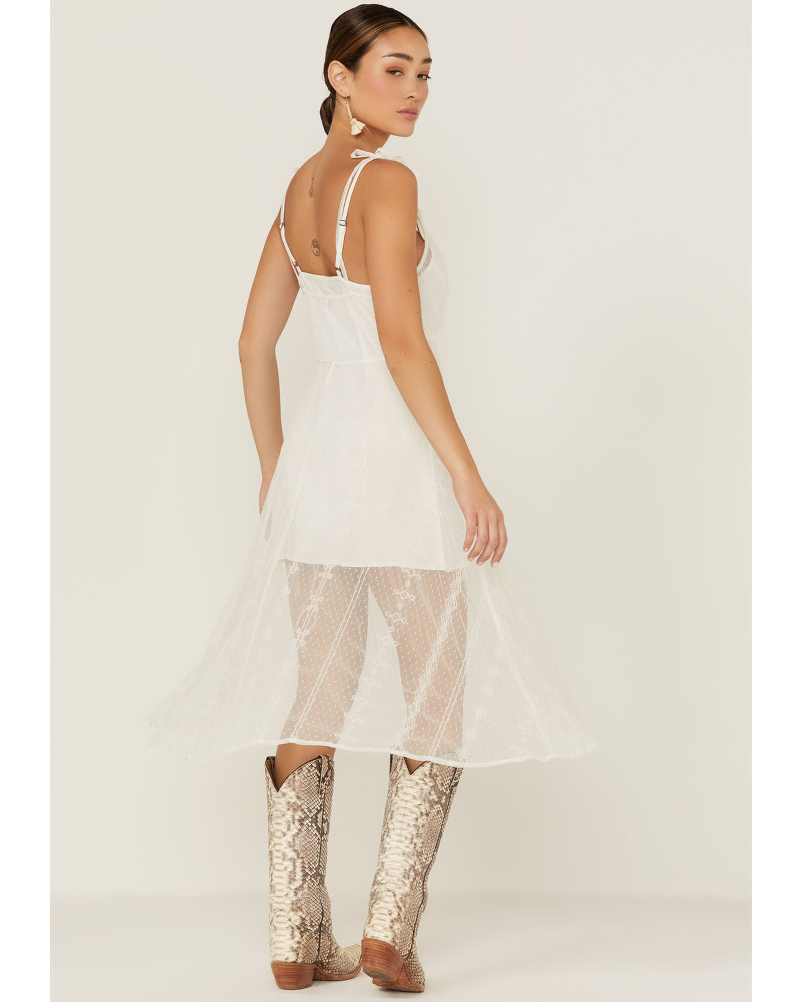 Boot barn white dress best sale