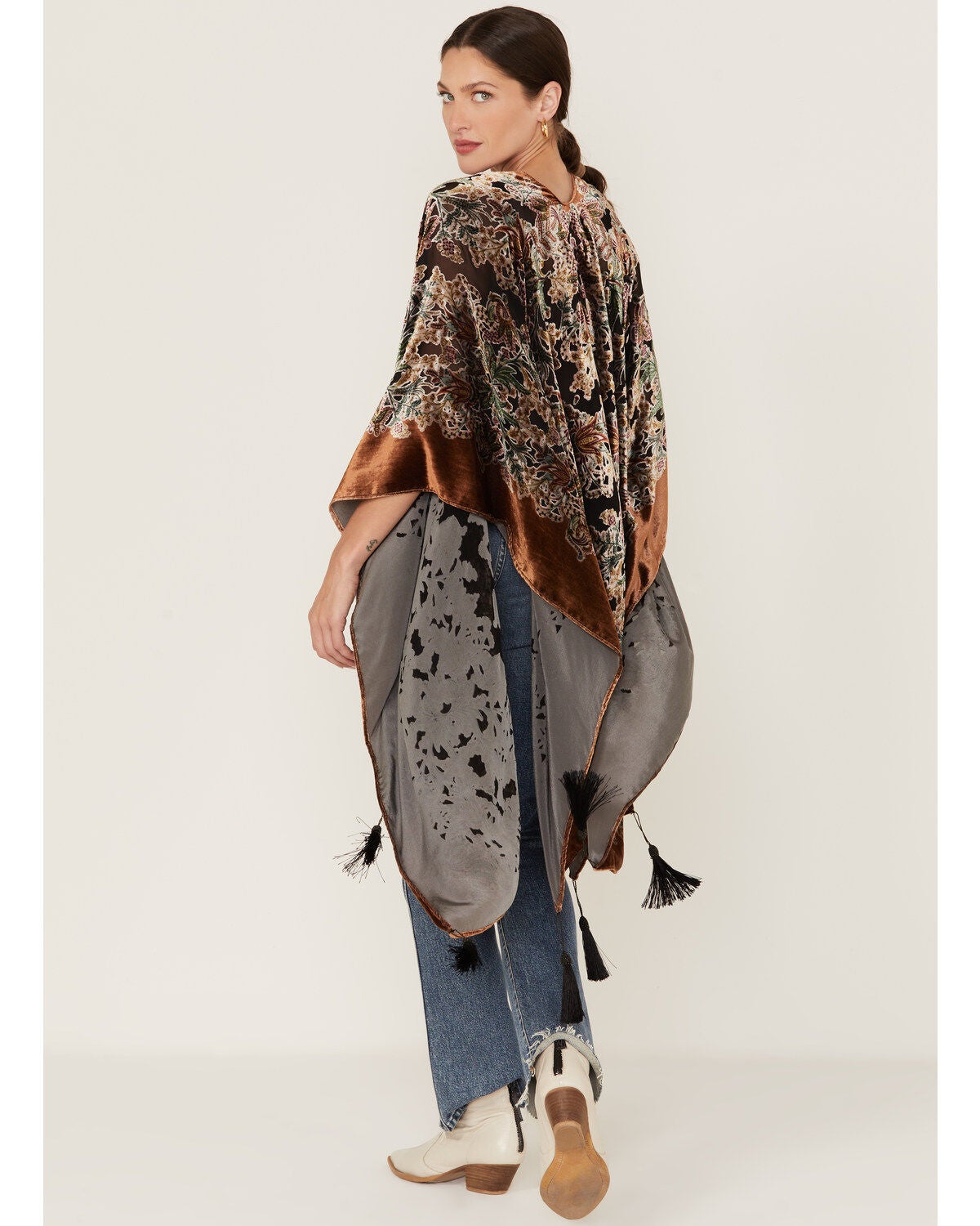 Shyanne Women's Floral Velvet Burnout 