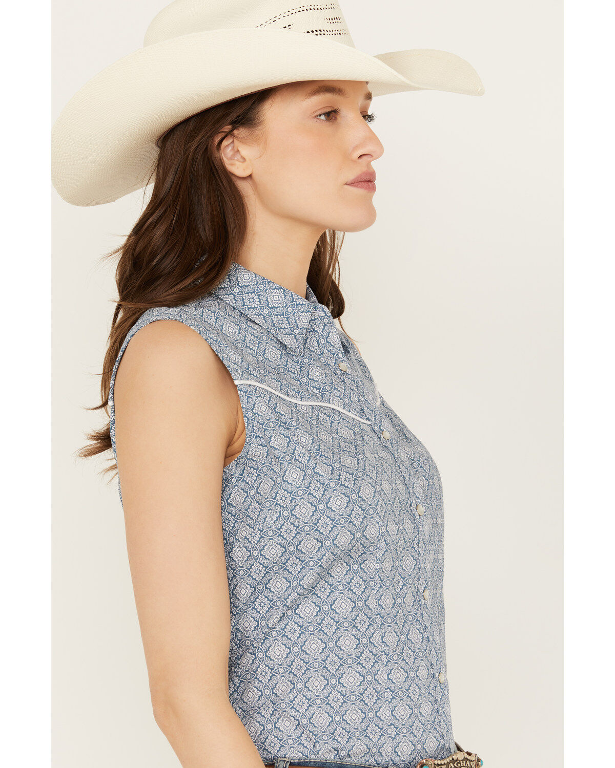 Product Name:  Ely Walker Women's Medallion Print Sleeveless Pearl Snap Western Shirt