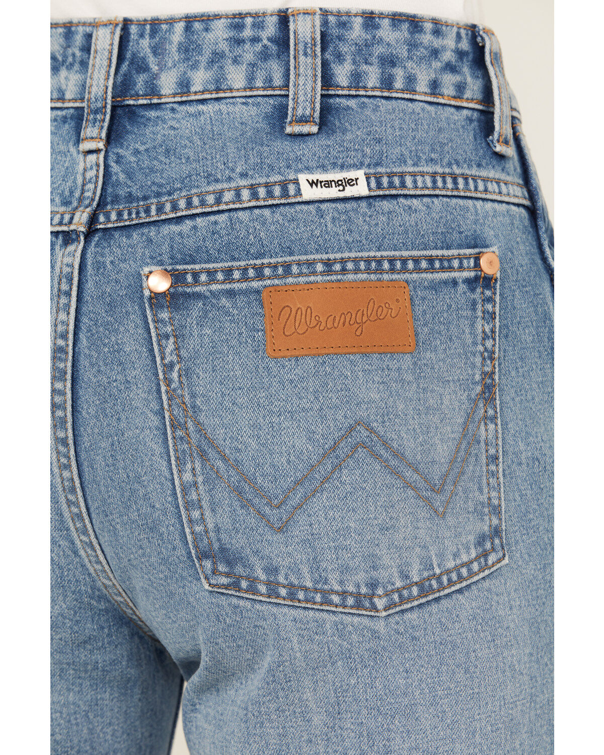 Image #4 - Wrangler Women's Westward High Rise Bootcut Jeans, Light Wash, hi-res