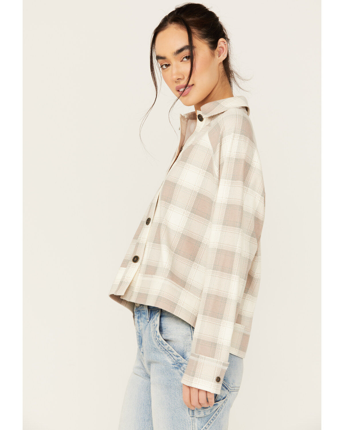 Image #2 - Cleo + Wolf Women's Anthony Heathered Knit Long Sleeve Cropped Shacket, Bark, hi-res