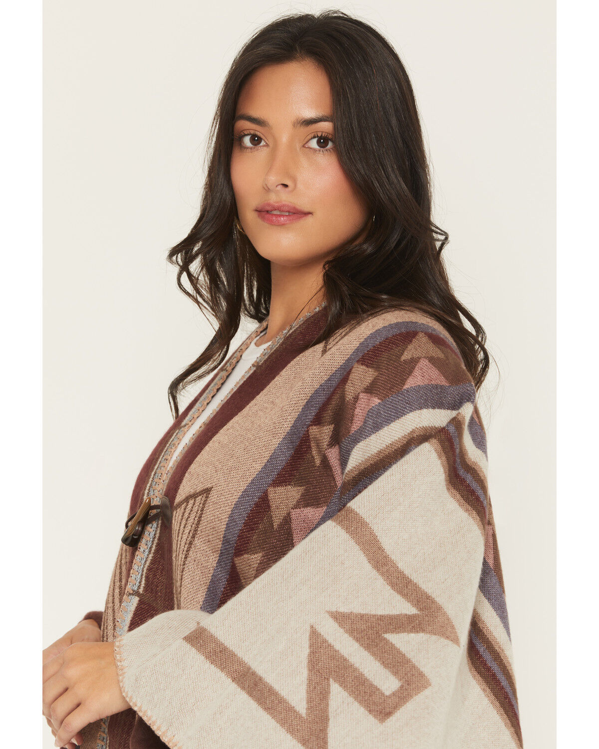 Product Name:  Shyanne Women's Tanager Southwestern Print Clasp Front Shawl