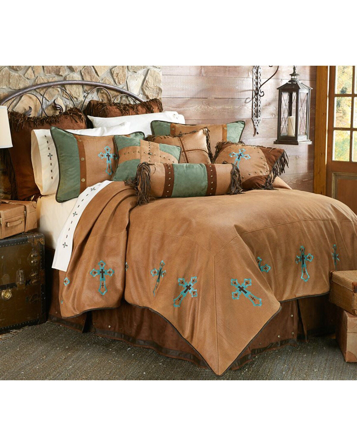 HiEnd Accents Las Cruces II Comforter Set