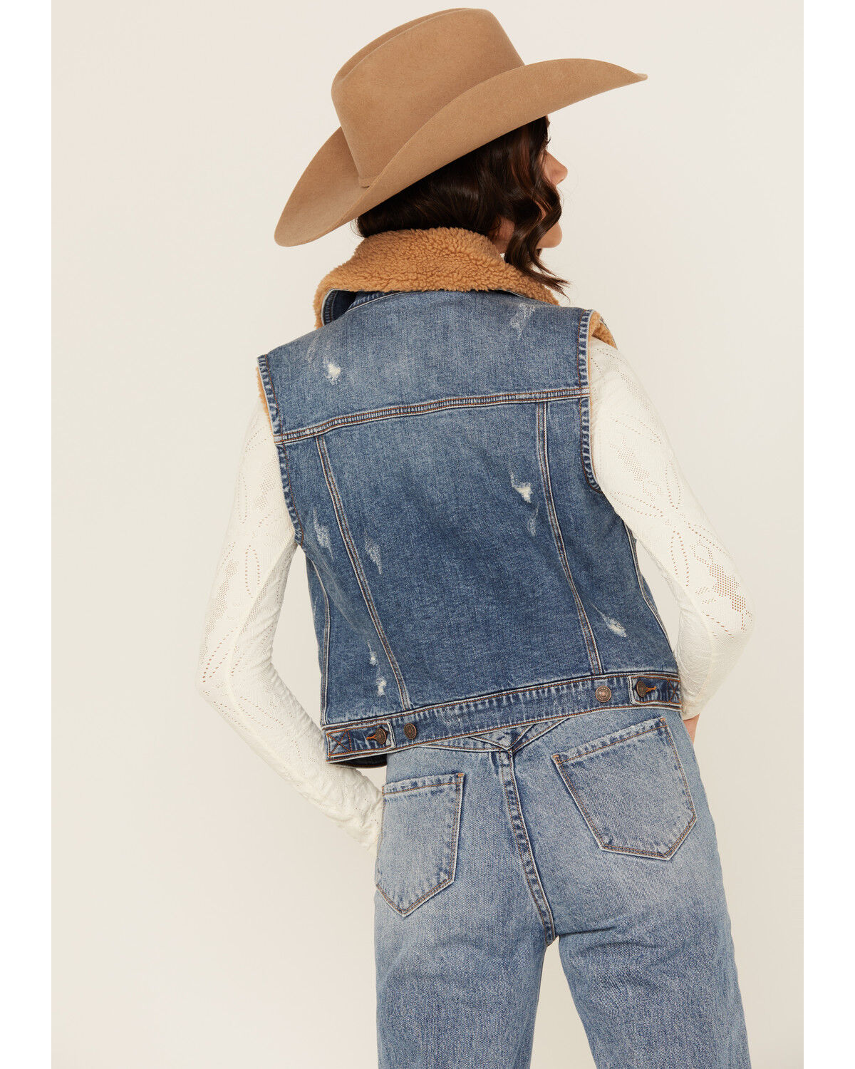 Image #4 - Shyanne Women's Ottawa Medium Wash Sherpa Lined Denim Vest, Medium Wash, hi-res