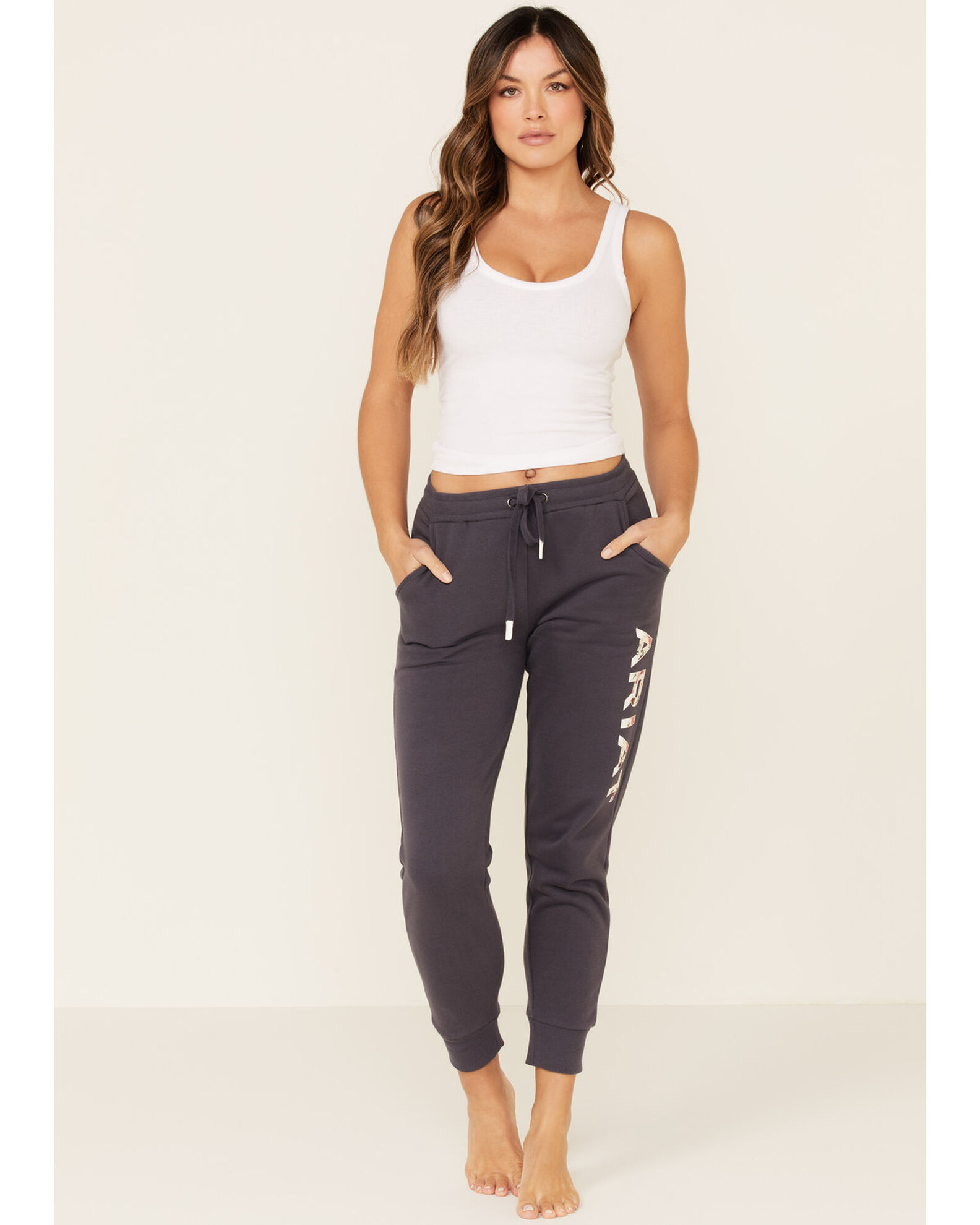 Product Name: Ariat Women's Grey Logo Jogger Sweatpants