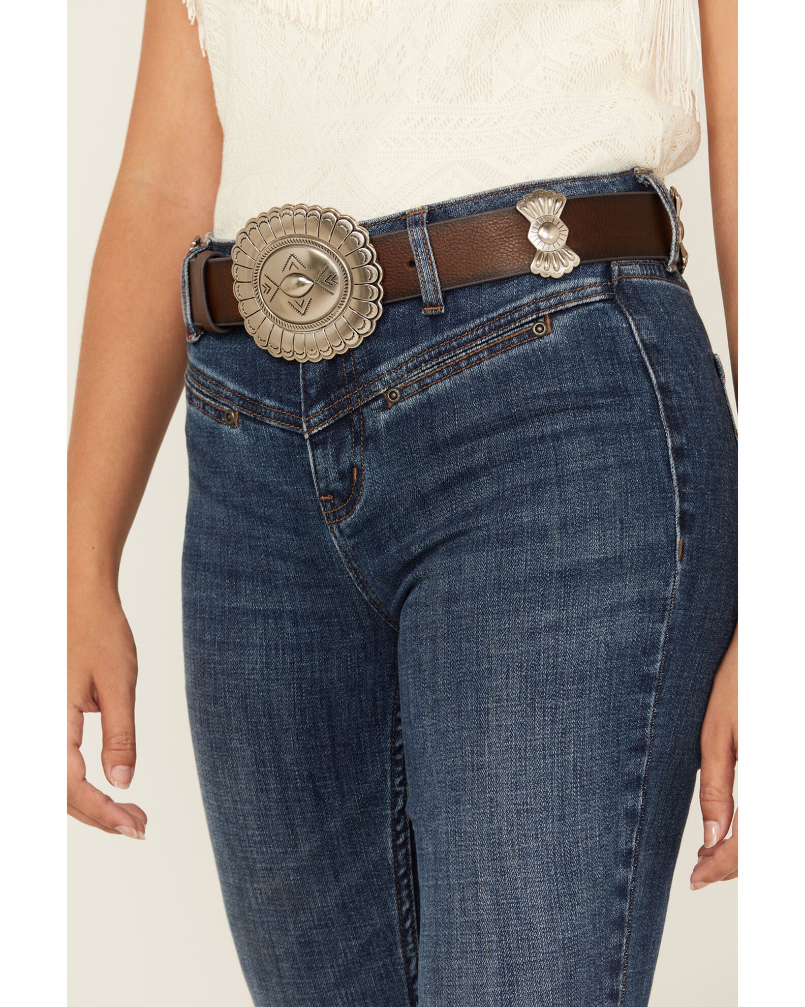 Idyllwind Women's Leather Concho Belt, Brown