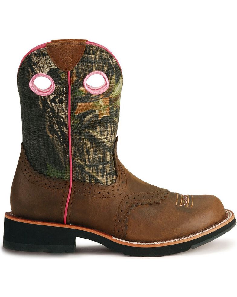 camo womens cowboy boots