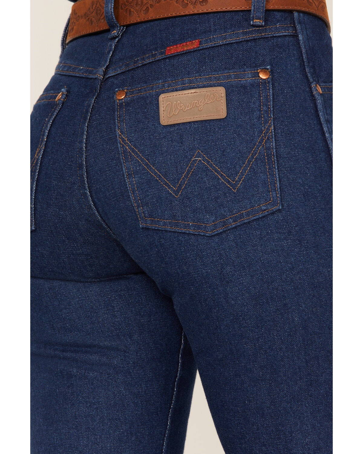 women's cowboy cut wranglers light wash