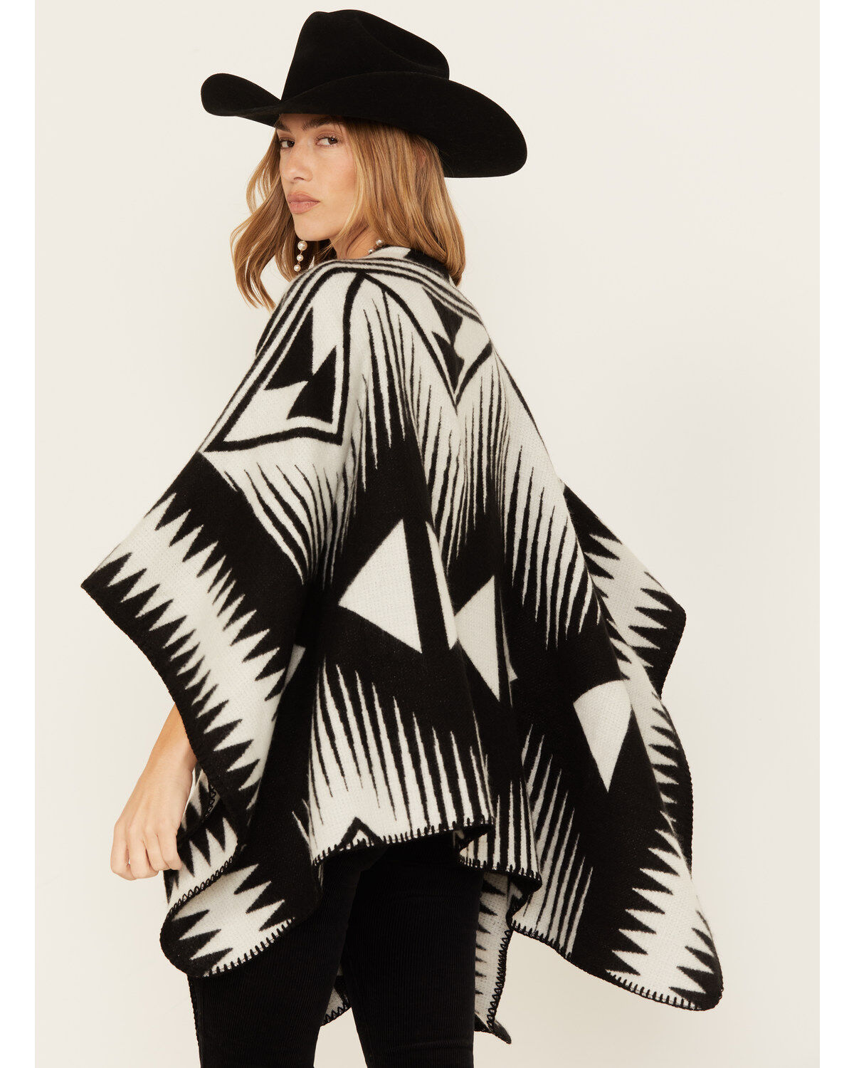 Image #4 - Shyanne Women's Deco Print Blanket Shawl, Black, hi-res