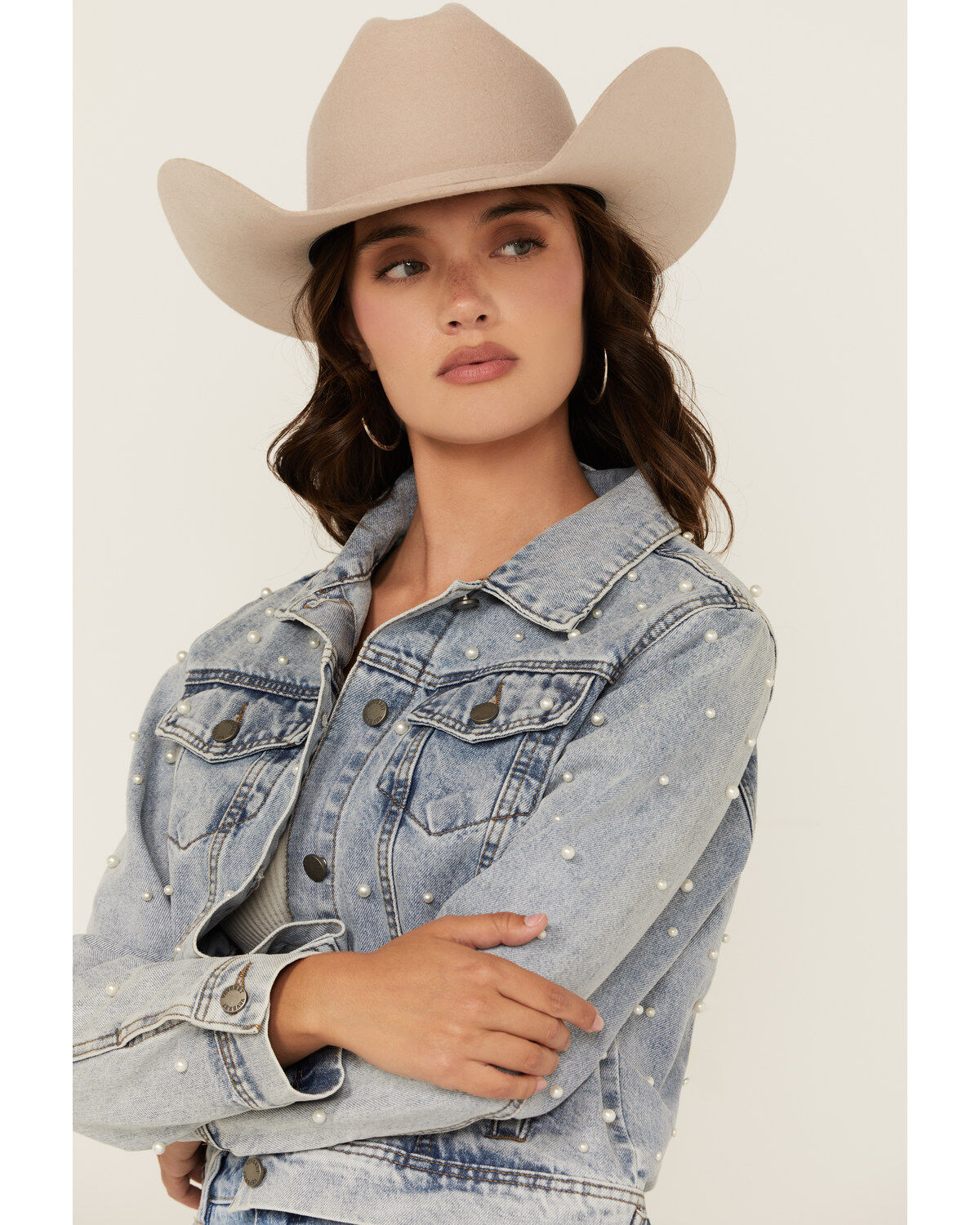 Image #2 - Veveret Women's Pearl Light Wash Denim Jacket, Light Wash, hi-res