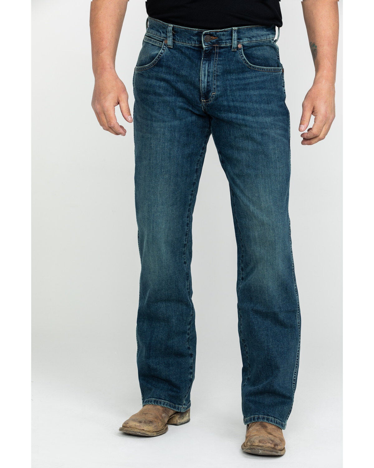 Image #2 - Wrangler Retro Men's Alpine Relaxed Bootcut Jeans, , hi-res
