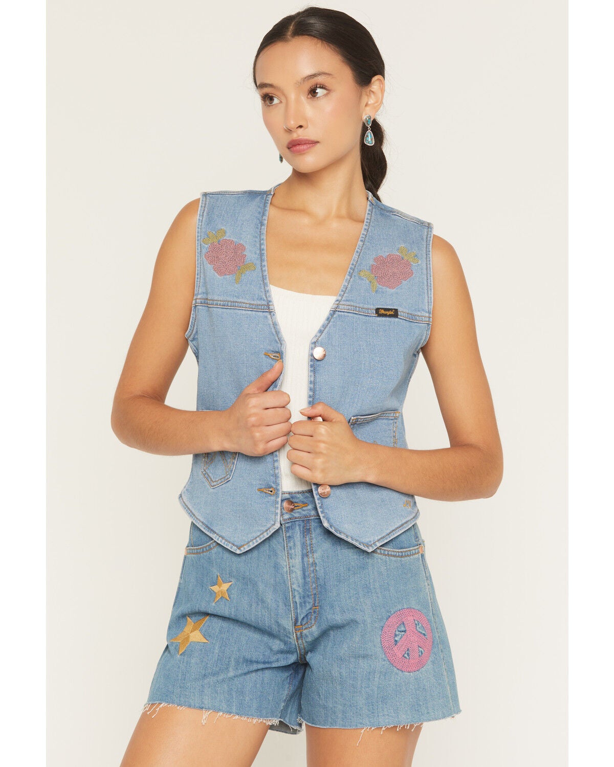 Wrangler X Lainey Wilson Women's Bull Riding Embroidered Button-Down Denim Vest, Blue, hi-res