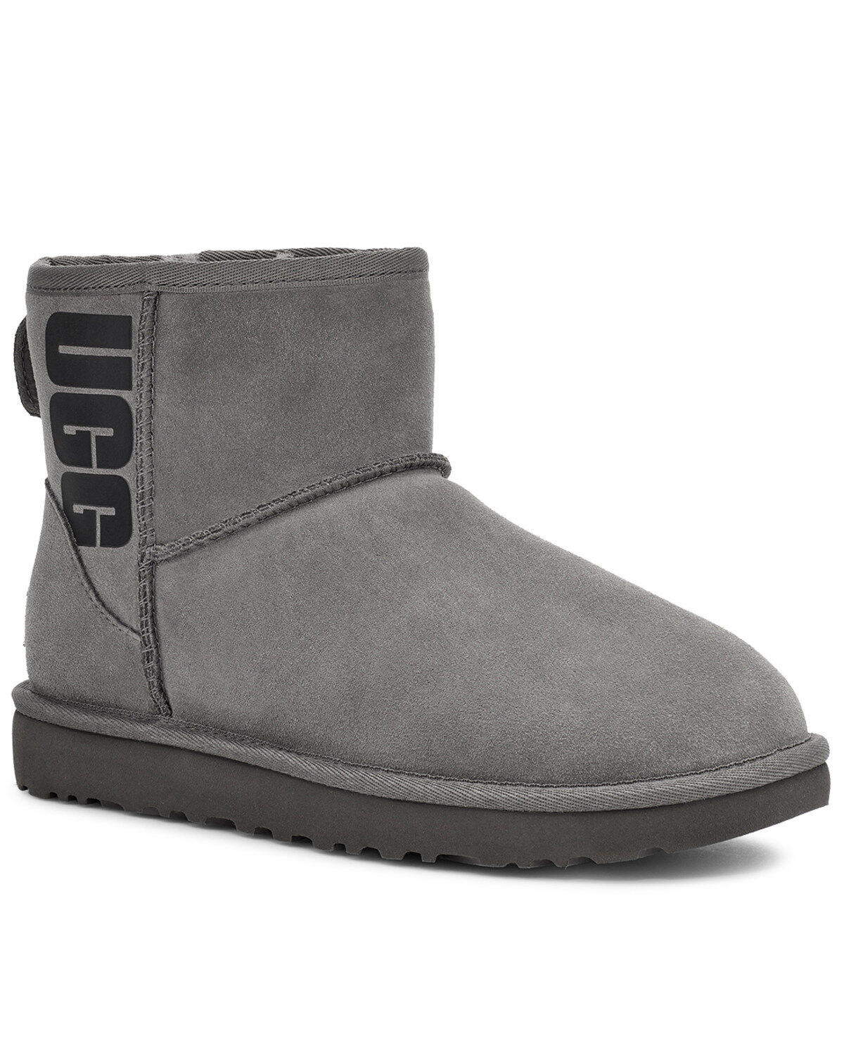 gray classic uggs
