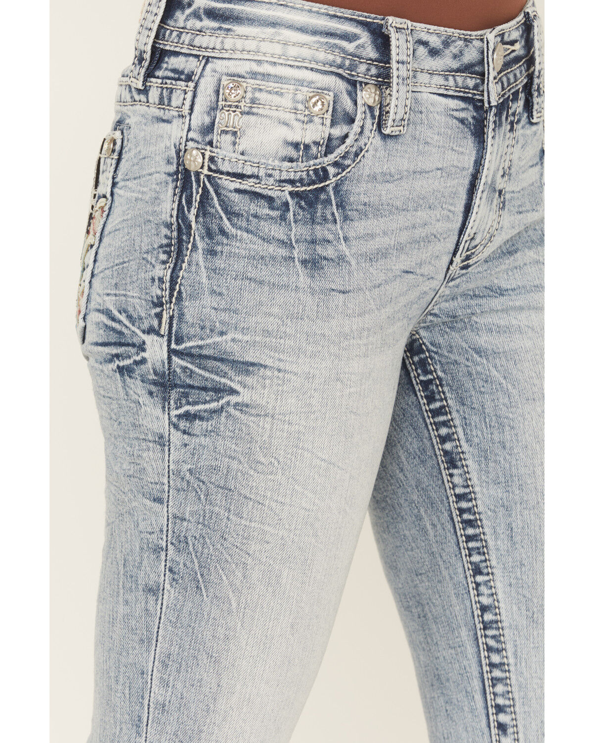 Miss Me Women's Medium Wash Mid Rise Americana Fleur de Lis 34" Bootcut Stretch Denim Jeans