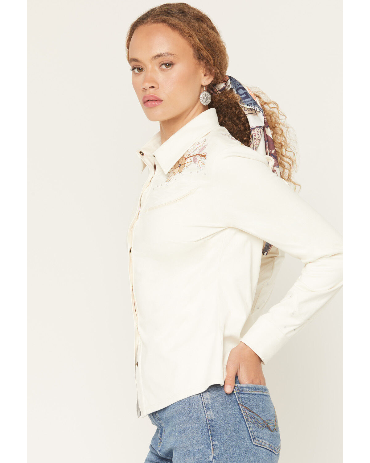 Image #2 - Idyllwind Women's Randy Embroidered Faux Suede Long Sleeve Snap Western Shirt, White, hi-res