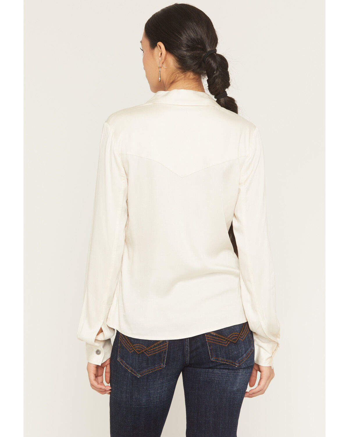 Image #4 - Idyllwind Women's Fairlawn Sateen Studded Long Sleeve Button-Down Western Shirt, Cream, hi-res