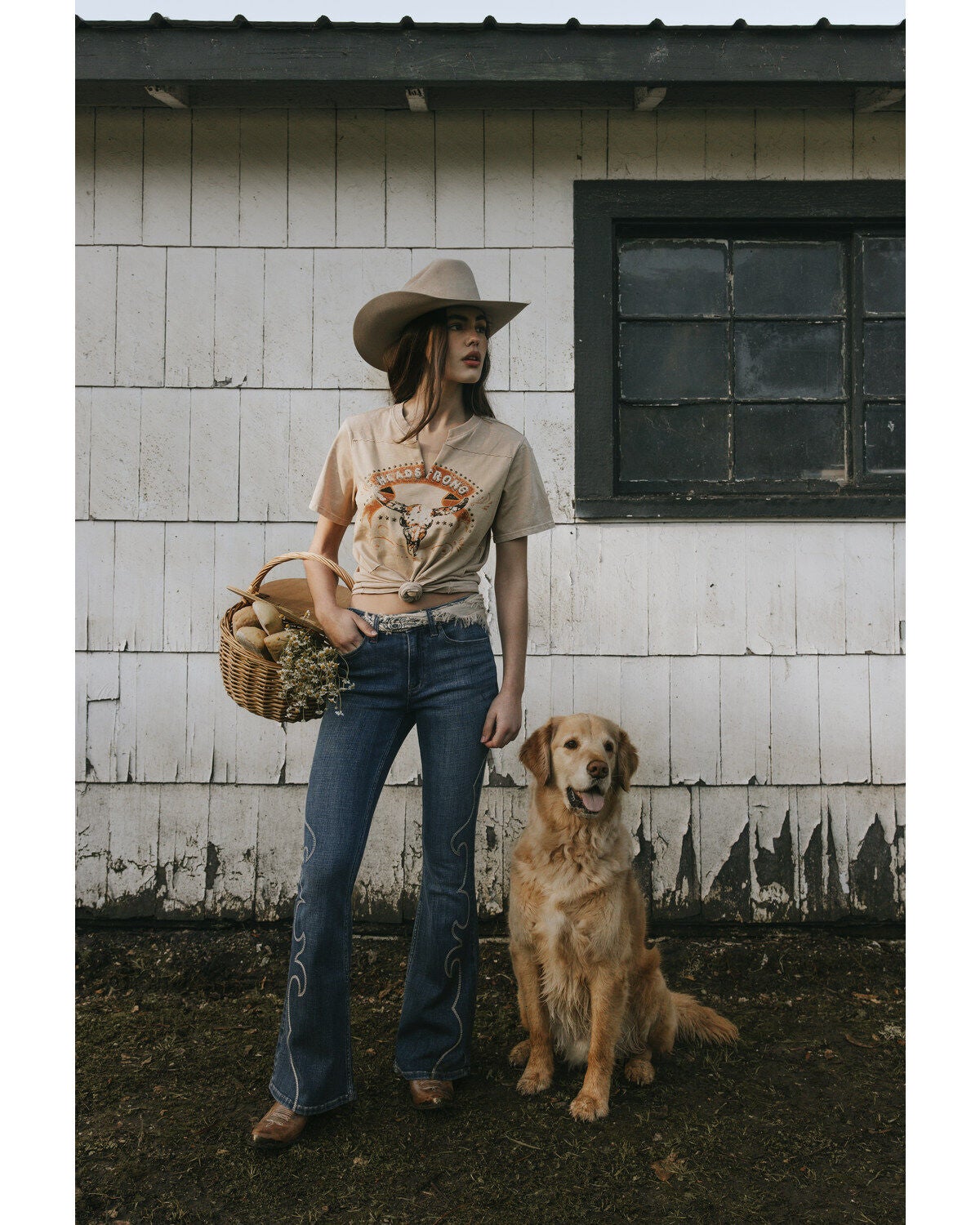 Idyllwind Women's Max Headstrong Short Sleeve Graphic Tee, Wheat, hi-res