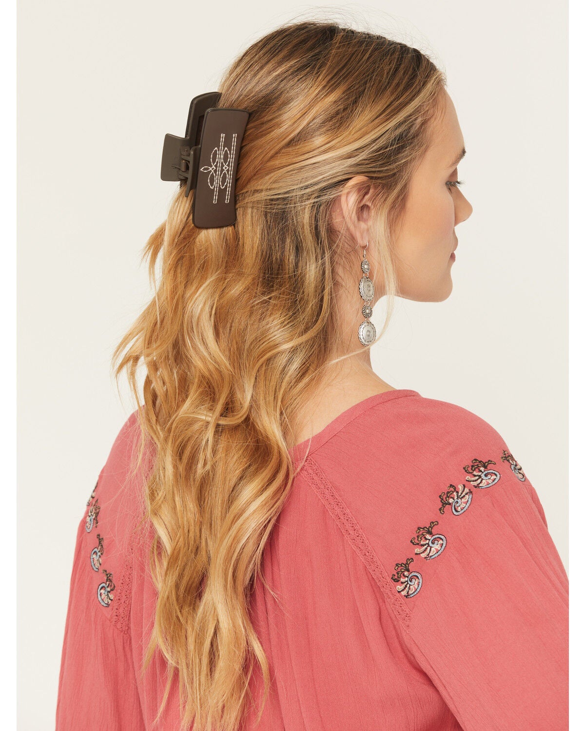 Shyanne Women's Lita Boot Stitch Claw Clip, Brown, hi-res