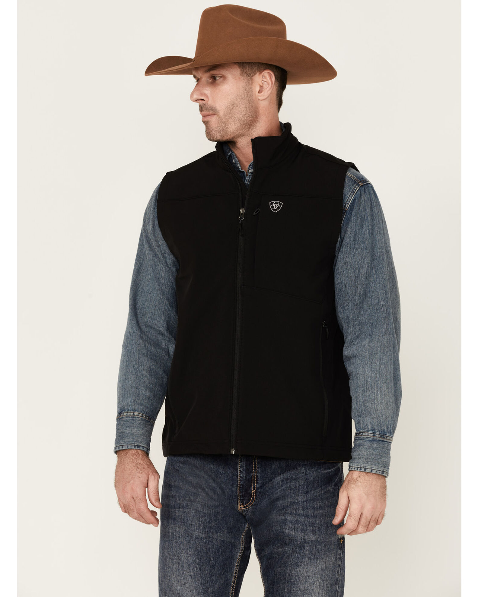 Ariat Men s Vernon 2.0 Black Softshell Vest