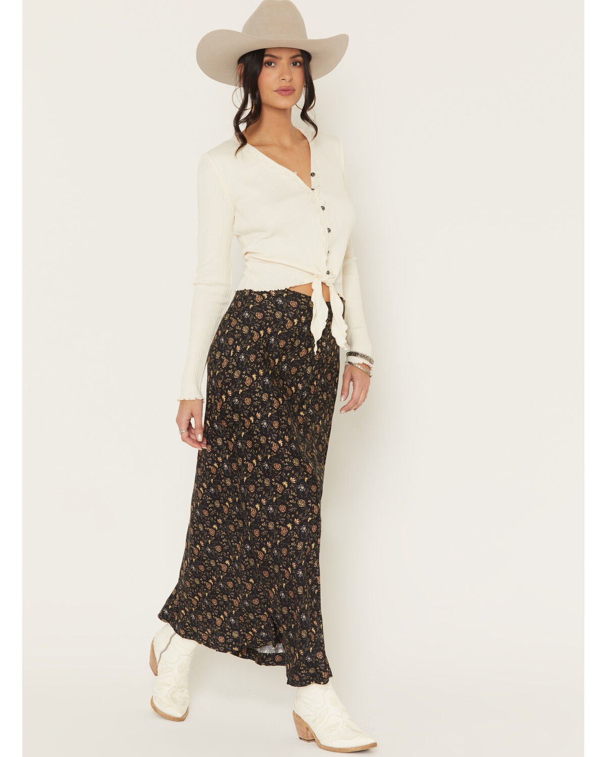 Sendero Provisions Women's Pearla Floral Print Midi Skirt, Black, hi-res