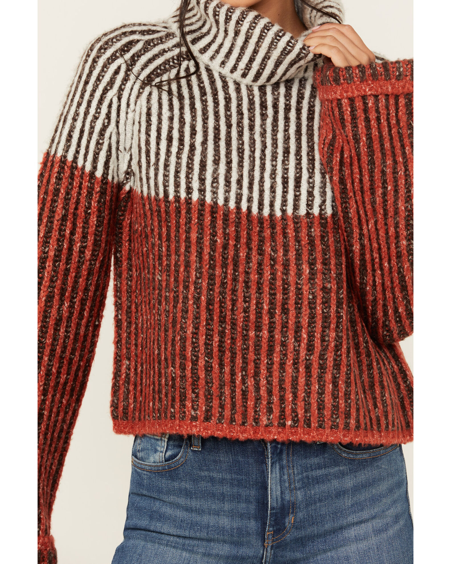 Wolf sweater women's discount