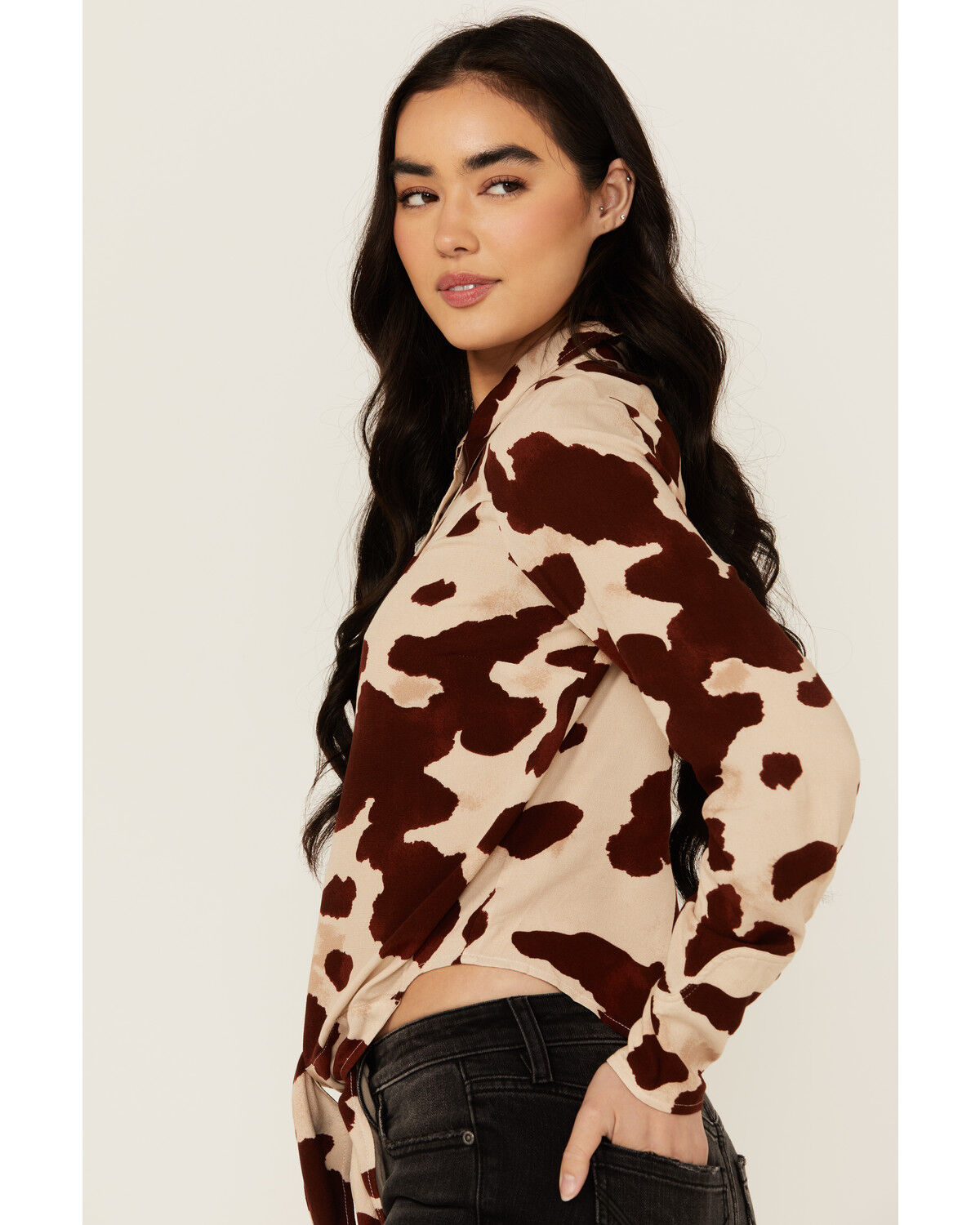 Image #3 - Idyllwind Women's Jeny Cow Print Long Sleeve Snap Tie-Front Western Shirt, Ivory, hi-res