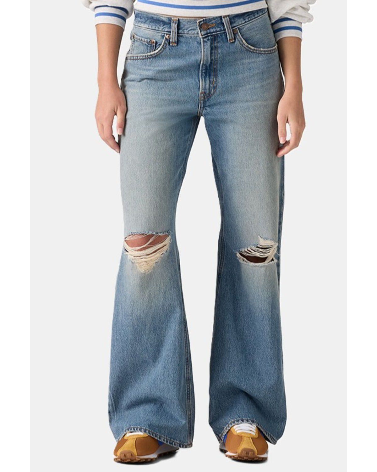 Levi's Women's Yellow Flag Medium Wash Mid Rise Loose Bootcut Denim Jeans, Medium Wash, hi-res