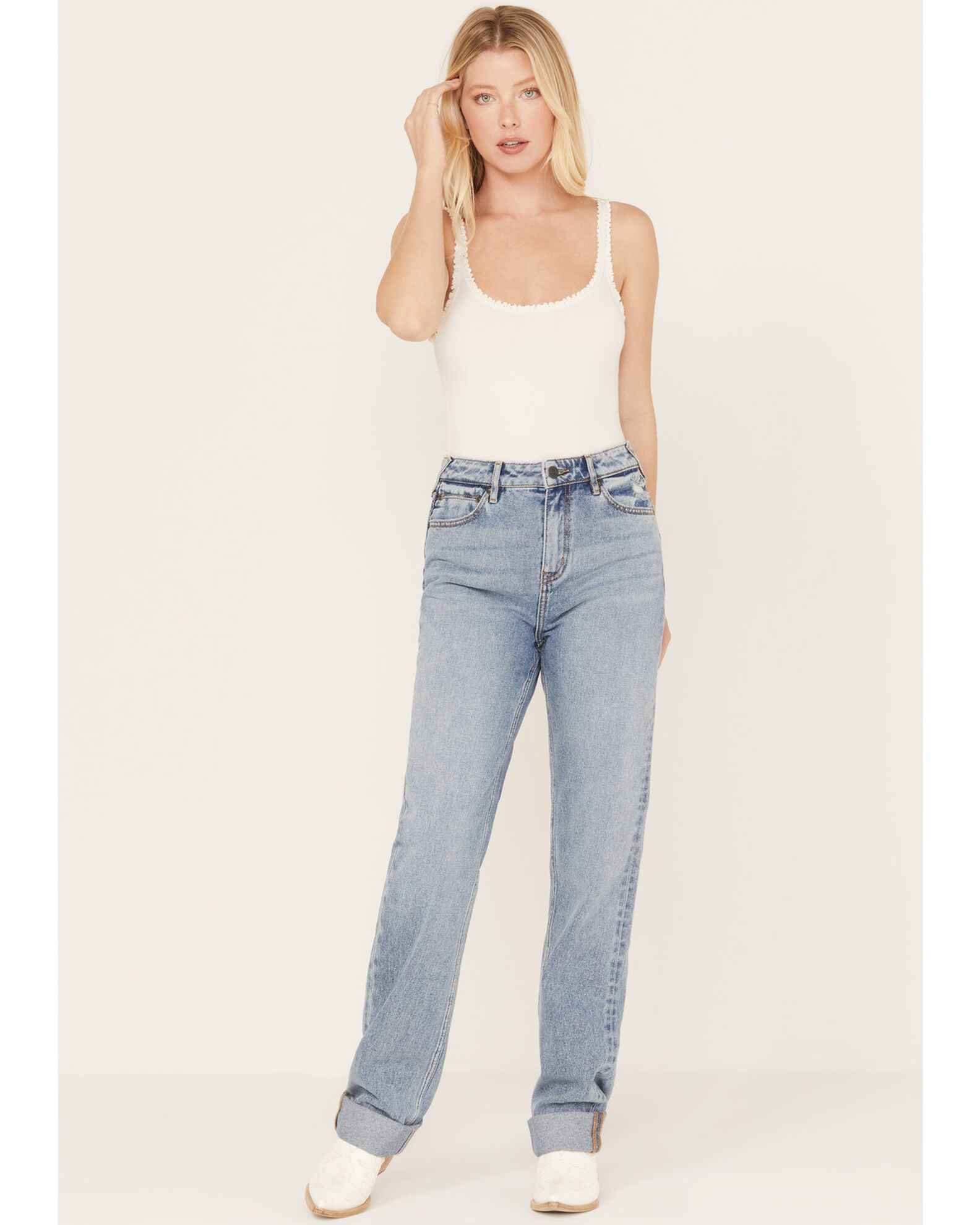 Cleo Wolf Women s Medium Wash Short Straight Cuffed Jeans
