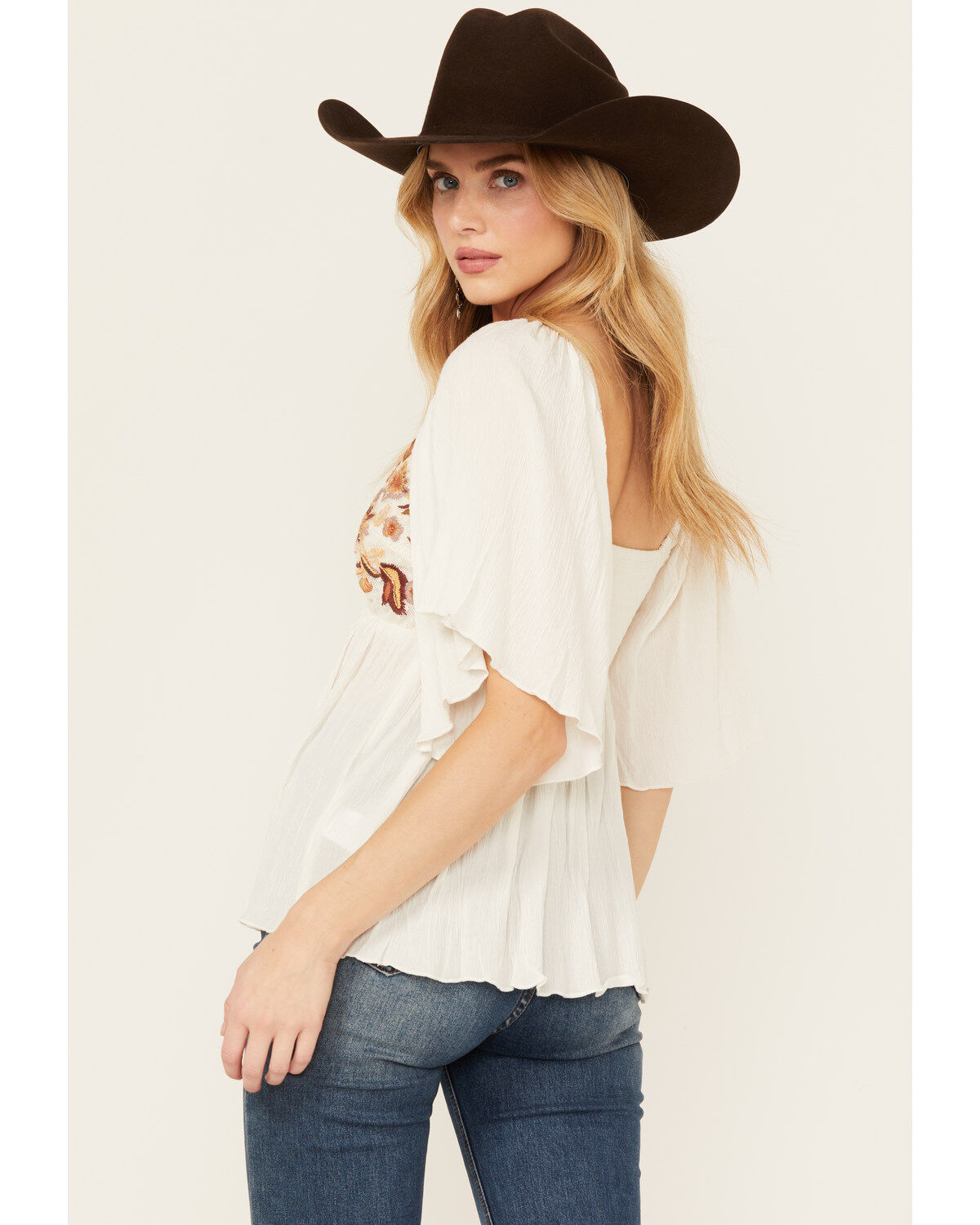 Product Name: Shyanne Women's Embroidered Bodice Short Sleeve Crinkle Peasant Top