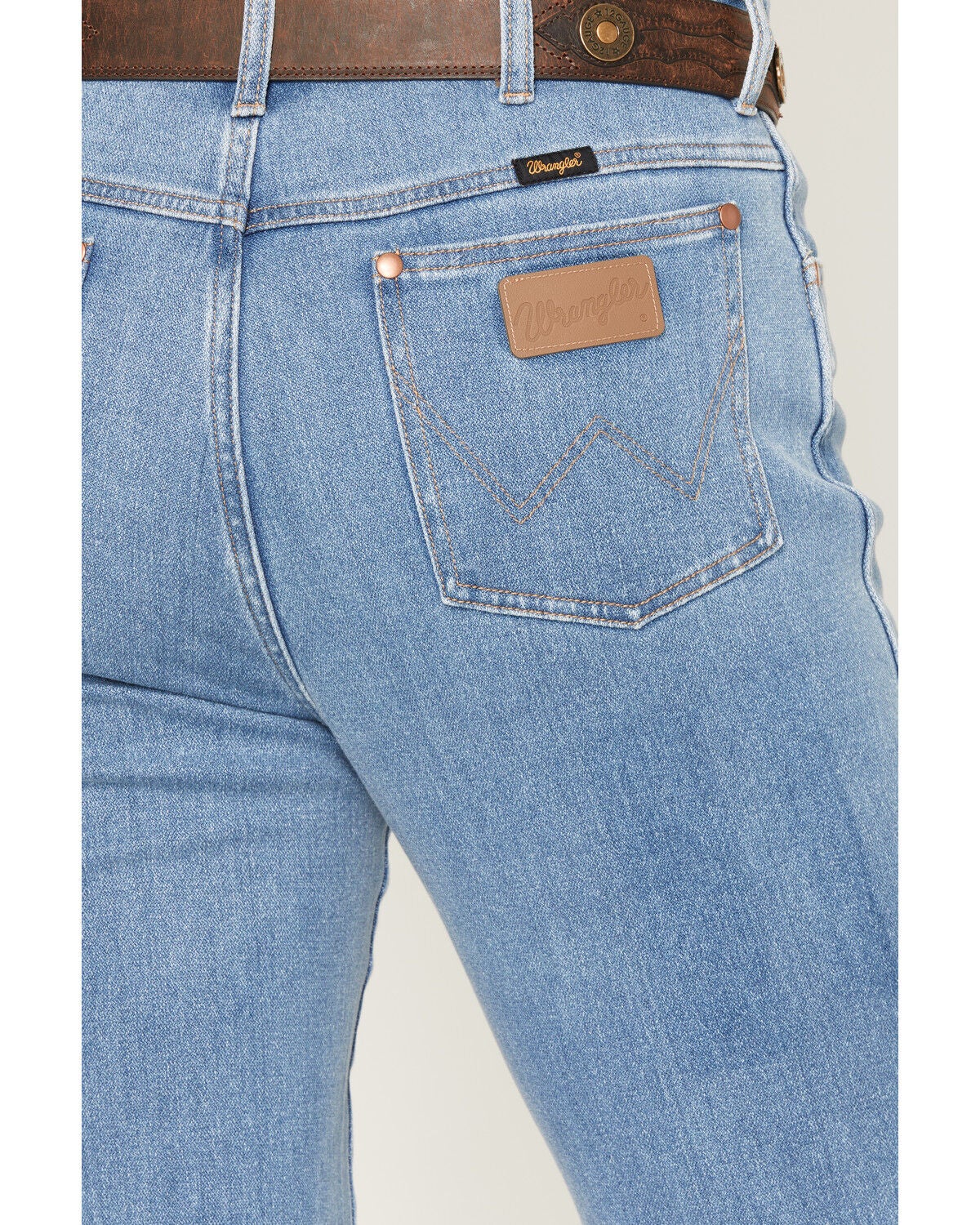 Image #4 - Wrangler Men's 13MWZ Toughlite Medium Wash Cowboy Cut Straight Stretch Denim Jeans, Medium Wash, hi-res