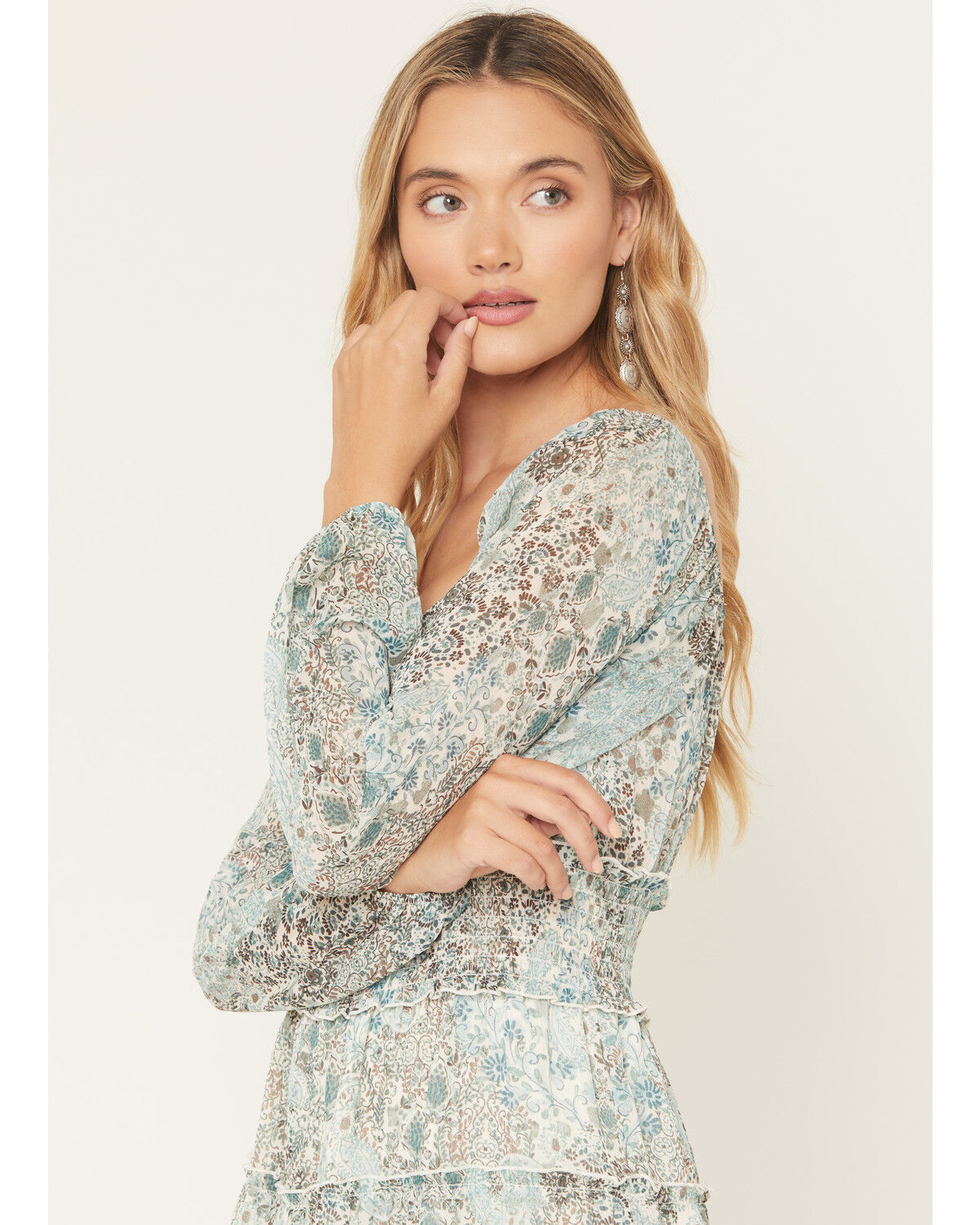 Ash & Violet Women's Boot Barn Exclusive Printed Long Sleeve Tiered Mini Dress