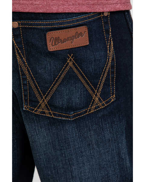 Image #4 - Wrangler Retro Men's Lavon Dark Stretch Relaxed Bootcut  Jeans , , hi-res