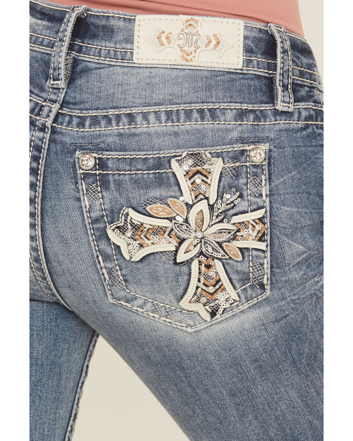 Product Name:  Miss Me Women's Dark Wash Mid Rise Floral Cross Pocket 32" Bootcut Stretch Denim Jeans