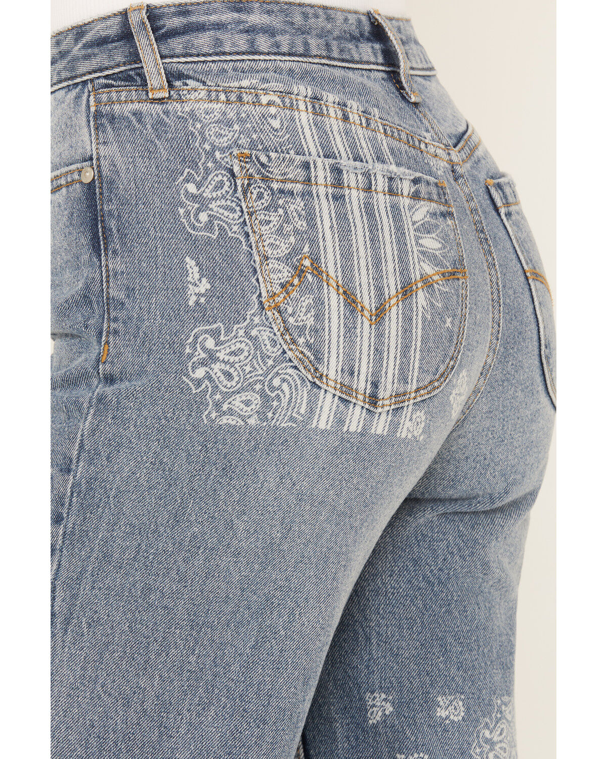 Product Name:  Cleo + Wolf Women's Astoria Medium Wash High Rise Straight Jeans