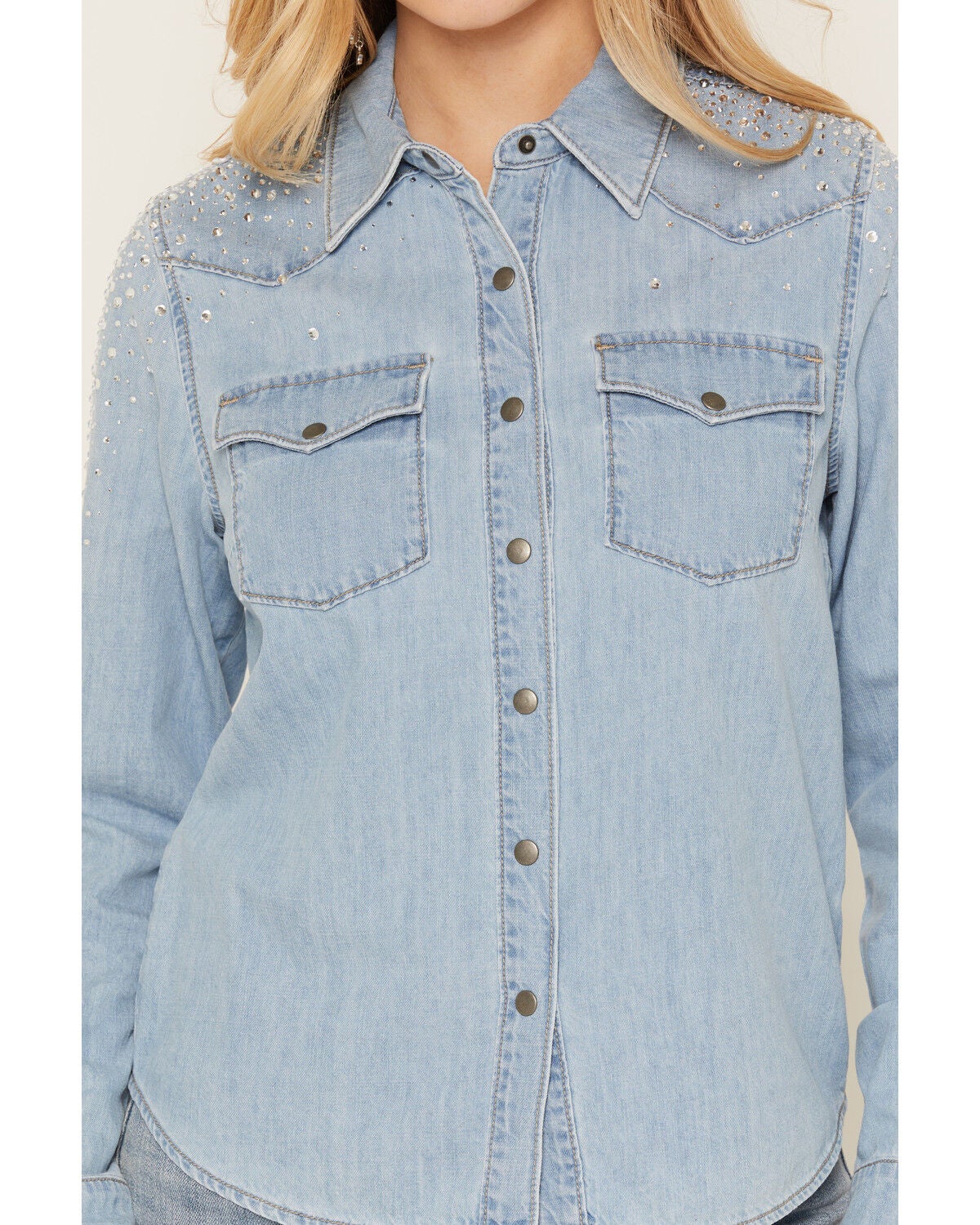 Image #6 - Idyllwind Women's Camden Rhinestone Long Sleeve Snap Western Shirt, Medium Wash, hi-res